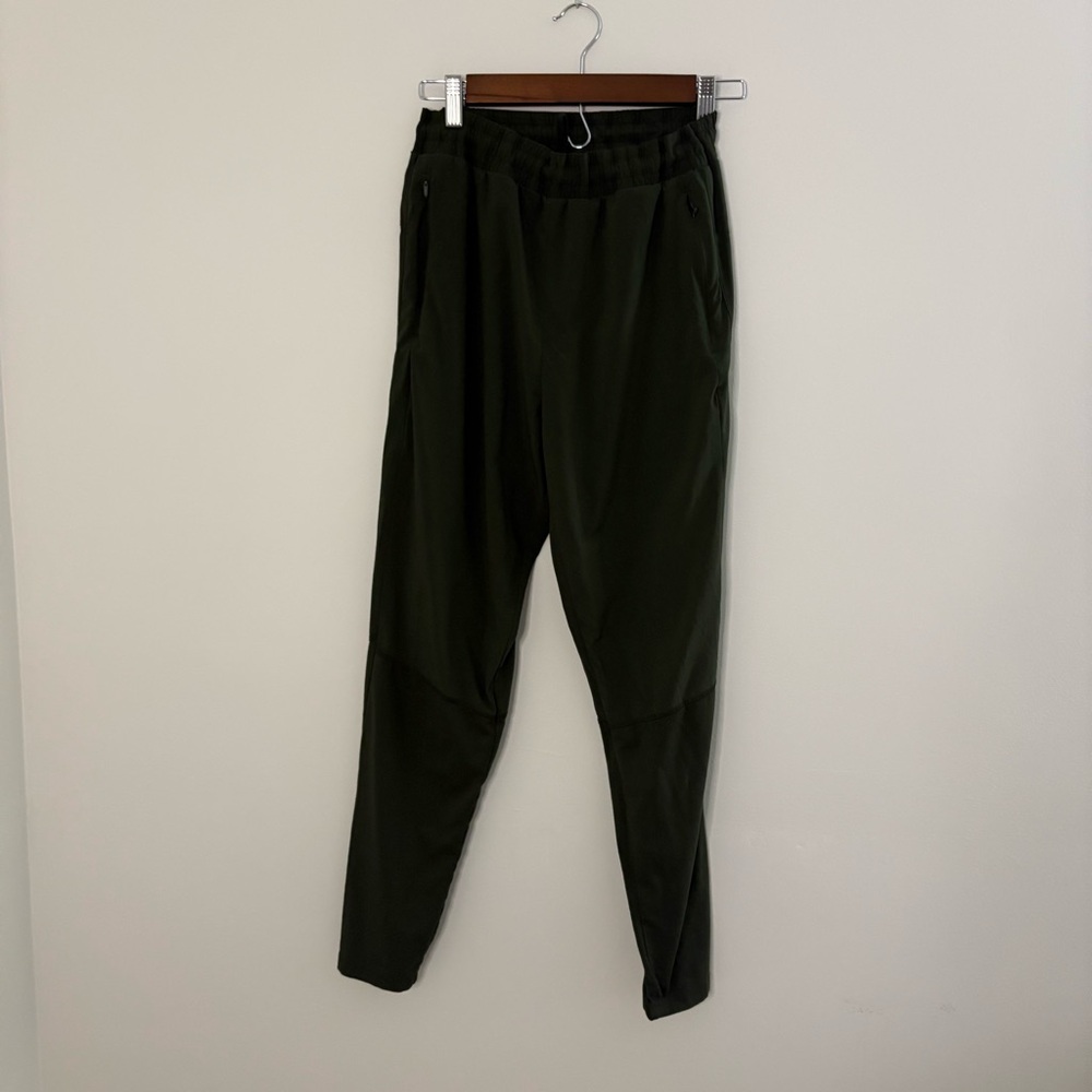 All in Motion Olive green Joggers Women’s Small Lightweight athletic pants